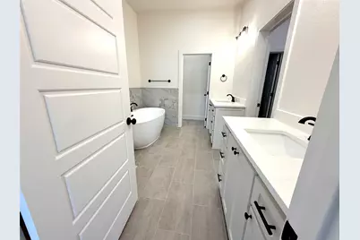 2004 Collin Street, Weatherford, TX 76085 - Photo 21