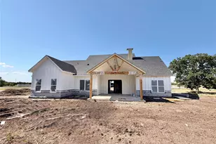2004 Collin St, Weatherford, TX 76085 - Photo 3