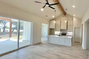 2004 Collin St, Weatherford, TX 76085 - Photo 13