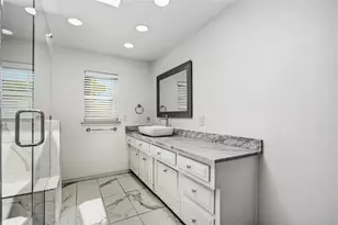 9178 Glen Springs Dr, Dallas, TX 75243 - Photo 29