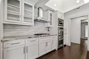 9178 Glen Springs Dr, Dallas, TX 75243 - Photo 11