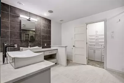 9178 Glen Springs Drive, Dallas, TX 75243 - Photo 17