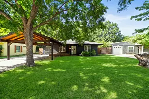 702 Crescent St, Denton, TX 76201 - Photo 1