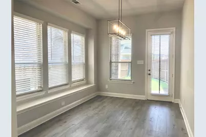 12978 Wimbledon Way, Farmers Branch, TX 75234 - Photo 11