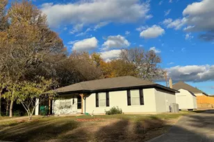 701 S Valentine Dr, Sherman, TX 75090 - Photo 1