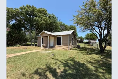 105 2nd Street, Valley View, TX 76272 - Photo 1