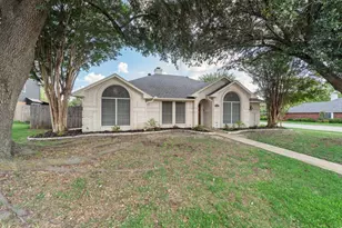 7400 Chapman Dr, North Richland Hills, TX 76182 - Photo 27