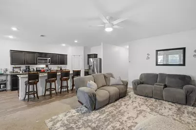 540 S Heights Drive, Crowley, TX 76036 - Photo 7
