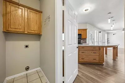 4217 Bent Oaks Drive, Arlington, TX 76001 - Photo 11
