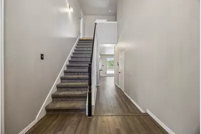 4217 Bent Oaks Drive, Arlington, TX 76001 - Photo 3