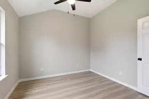2051 Sunny Side Dr, Little Elm, TX 75068 - Photo 27