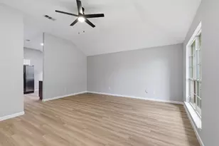 2051 Sunny Side Dr, Little Elm, TX 75068 - Photo 11