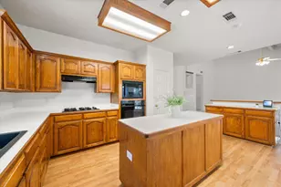 6505 Ashwood Dr, Arlington, TX 76016 - Photo 9