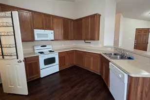 8928 Sunny Hollow Dr, Fort Worth, TX 76179 - Photo 13