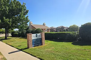 8928 Sunny Hollow Dr, Fort Worth, TX 76179 - Photo 3