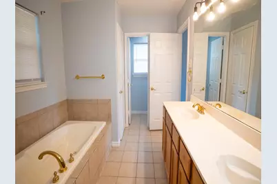 307 Coral Reef Street, Gun Barrel City, TX 75156 - Photo 15