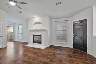 2709 Mountain Lion Dr, Fort Worth, TX 76244 - Photo 3