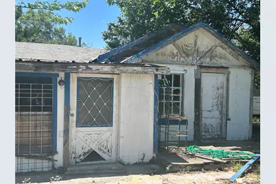 209, 203 W Church Street, Olney, TX 76374 - Photo 1