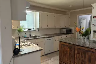 7420 Foster Dr, Lake Worth, TX 76135 - Photo 5
