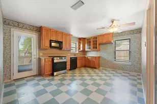849 Berkinshire Dr, Dallas, TX 75218 - Photo 3