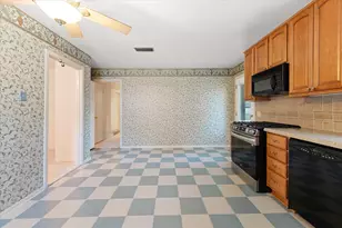 849 Berkinshire Dr, Dallas, TX 75218 - Photo 15