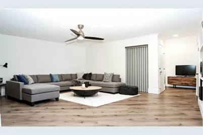 16301 Ledgemont Lane #101, Addison, TX 75001 - Photo 3