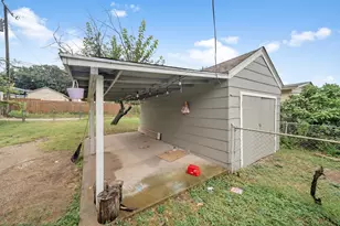 3324 W Clarendon Dr, Dallas, TX 75211 - Photo 13