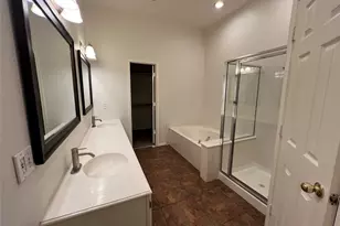 334 Touchdown Dr, Irving, TX 75063 - Photo 23