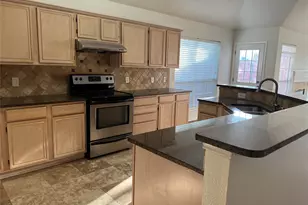 334 Touchdown Dr, Irving, TX 75063 - Photo 9