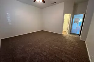 334 Touchdown Dr, Irving, TX 75063 - Photo 19