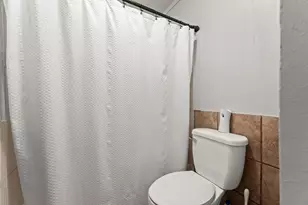202 Fleetwood Ct, Arlington, TX 76014 - Photo 23