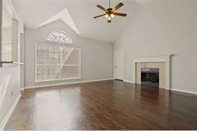 305 Boulder Creek Drive, DeSoto, TX 75115 - Photo 5