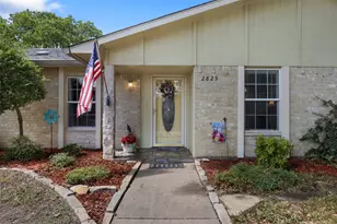 2825 Pinewood Dr, Garland, TX 75044 - Photo 3