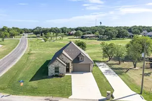 648 Half Moon Way, Runaway Bay, TX 76426 - Photo 1