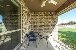 648 Half Moon Way, Runaway Bay, TX 76426 - Photo 23