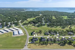 648 Half Moon Way, Runaway Bay, TX 76426 - Photo 27