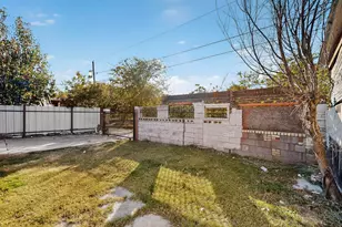 2007 Red Cloud Dr, Dallas, TX 75217 - Photo 35