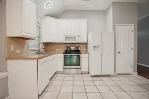 1720 Hackberry Branch Dr, Allen, TX 75002 - Photo 11