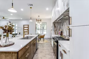 2401 Ingersoll St, Dallas, TX 75212 - Photo 11