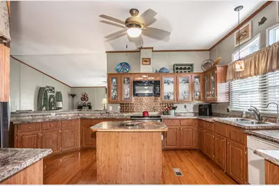41 Thompson Road, Gainesville, TX 76240 - Photo 9