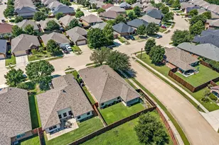 2401 Castle Creek Dr, Little Elm, TX 75068 - Photo 33