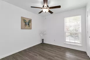 2506 McKensie Ln, Grand Prairie, TX 75052 - Photo 25