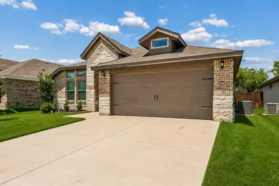 9916 Mescalbean Boulevard, Fort Worth, TX 76036 - Photo 3