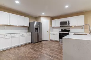 2324 Chestnut Dr, Little Elm, TX 75068 - Photo 5