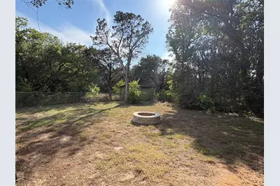 520 Crestwood Drive, Granbury, TX 76048 - Photo 13