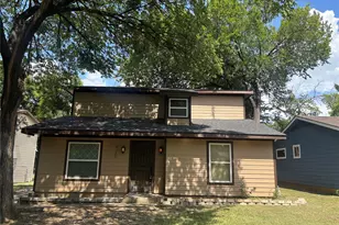 910 NE 31st, Grand Prairie, TX 75050 - Photo 1