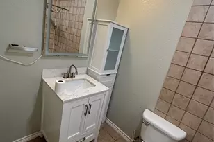 910 NE 31st, Grand Prairie, TX 75050 - Photo 25