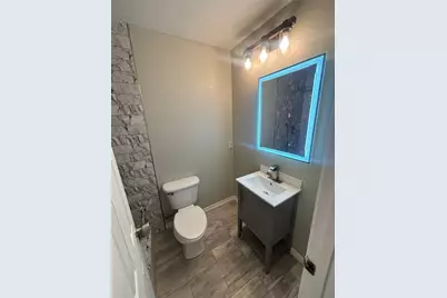 910 NE 31st, Grand Prairie, TX 75050 - Photo 31