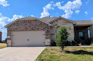 9752 New Bern Dr, Fort Worth, TX 76108 - Photo 1