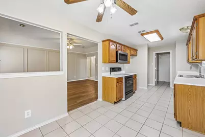 3211 Brookview Drive, Corinth, TX 76210 - Photo 9